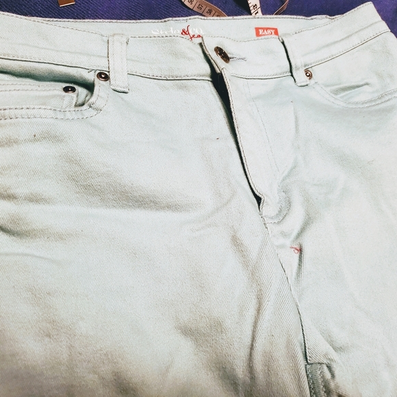 🌴 **SALE**BOGO** Minty green jeans! - Picture 5 of 5